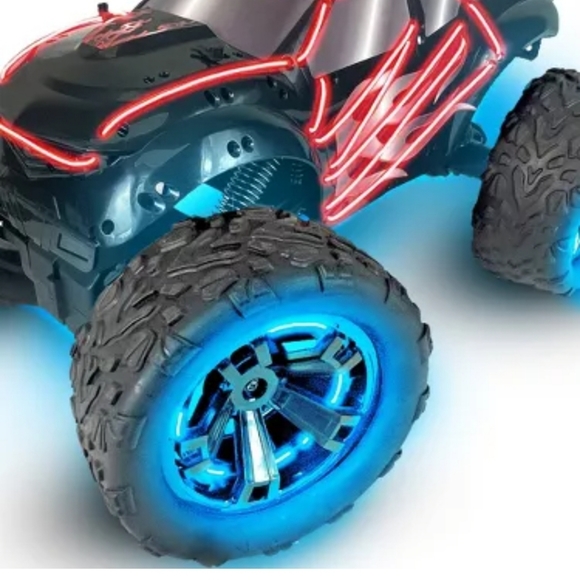 LumiTek R/C Neon Giant Monster Truck - Picture 4 of 6